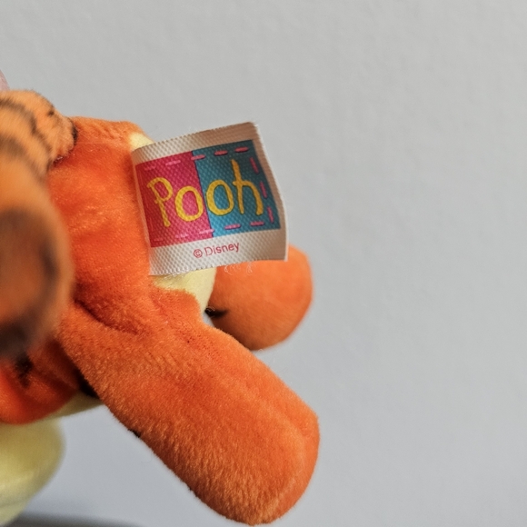 Vintage Walt Disney Avon Tigger Bean Bag Plush Stuffed Animal - Picture 3 of 4